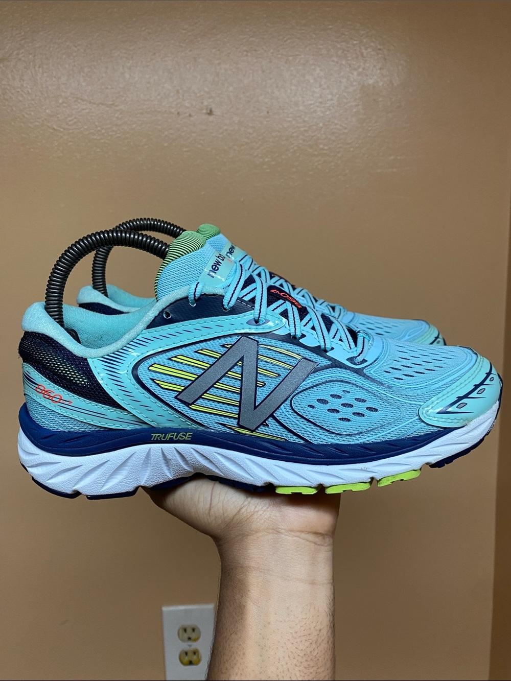 New Balance 860v7 Trufuse Women’s Running Sneakers “Ozone Blue Lime Glo” Size 8